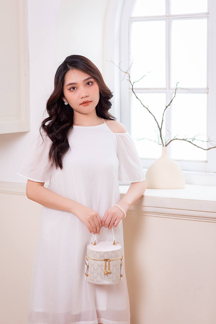 Đầm suông dây hở vai 2