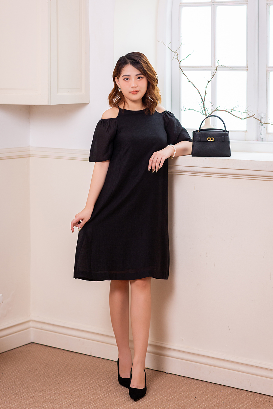 Đầm suông dây hở vai 6