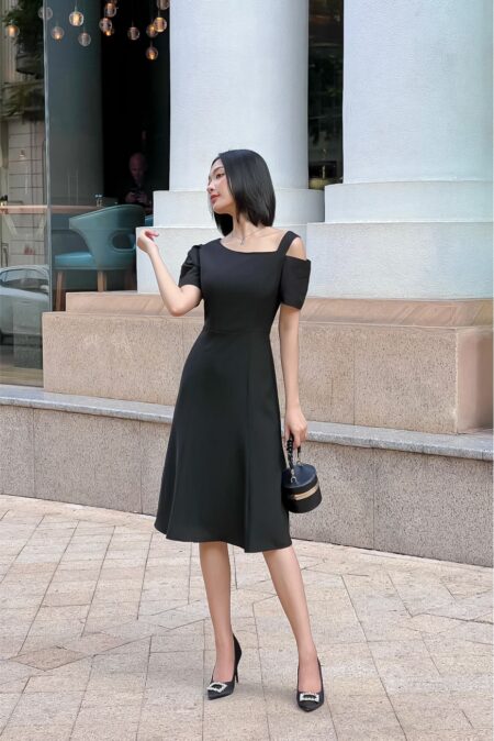 Đầm rớt vai