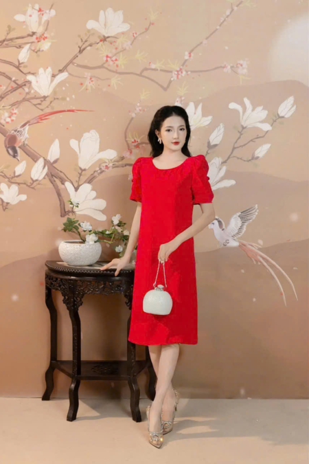 Đầm lụa tay nút